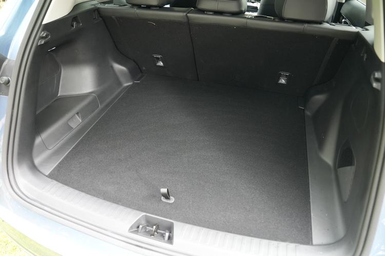 GEELY STARRAY ESTATE 1.5 EM-i Pro 5dr Auto